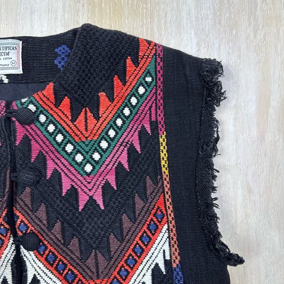Artes Tipicas Tecum Black Multi Color Embroidered Southwest 90s Vest Medium - Picture 5 of 11
